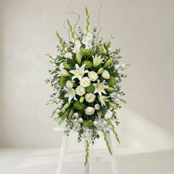 Standing Spray | Traditional